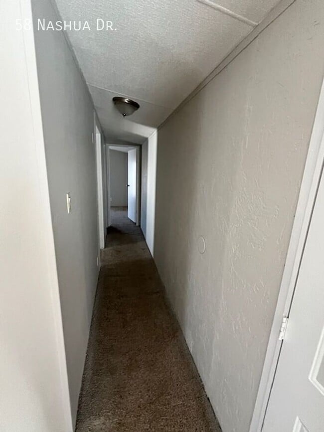 Building Photo - 58 Nashua Dr