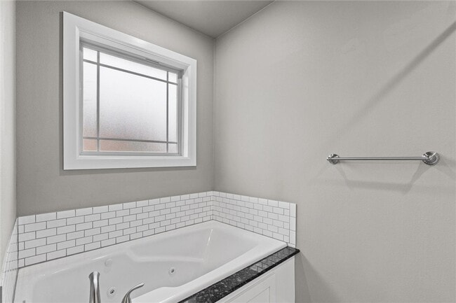 Building Photo - 3209 Oglethorpe St
