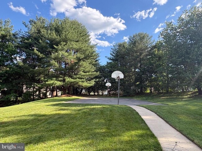 Building Photo - 11149 Captain's Walk Ct