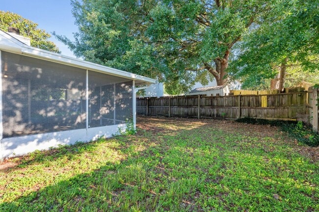 Building Photo - 4253 Antioch Rd