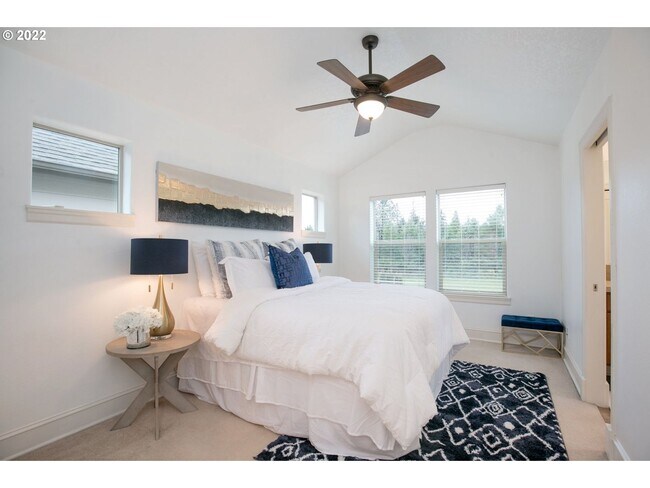 Building Photo - 17335 SW Montague Way