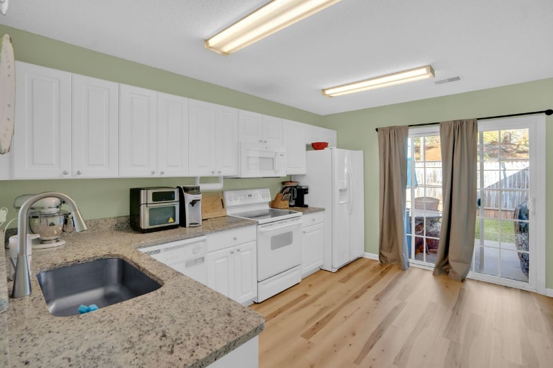 Building Photo - 129 Merowey Ct