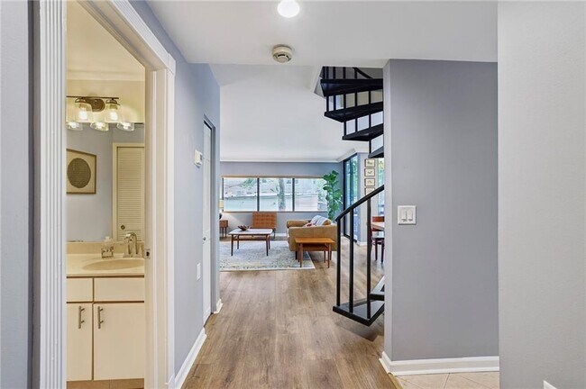 Building Photo - 1130 Piedmont Ave NE