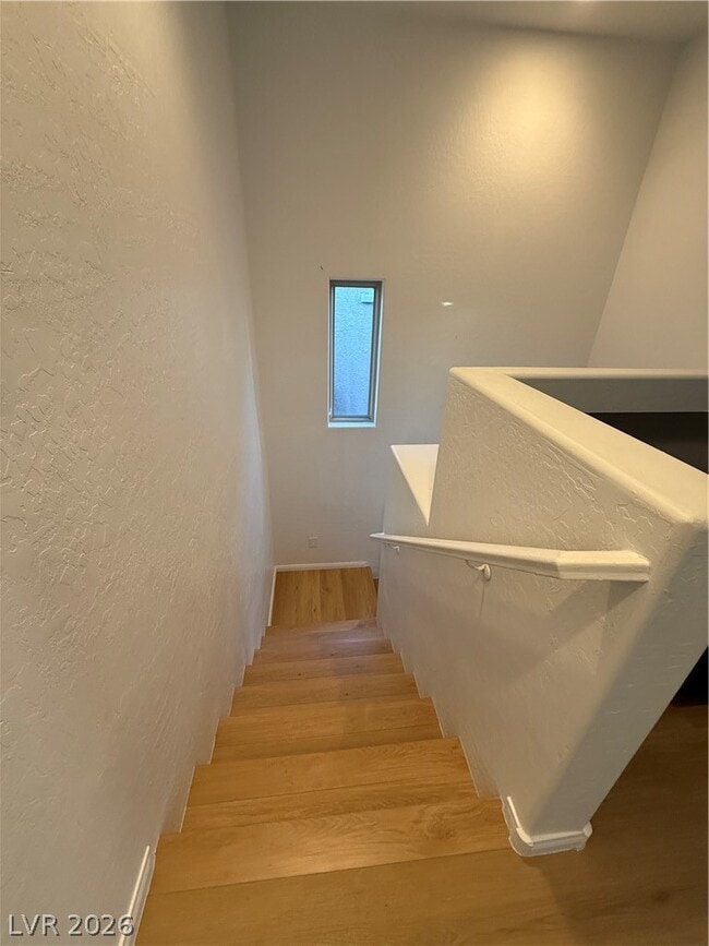 Building Photo - 690 Calamus Palm Pl