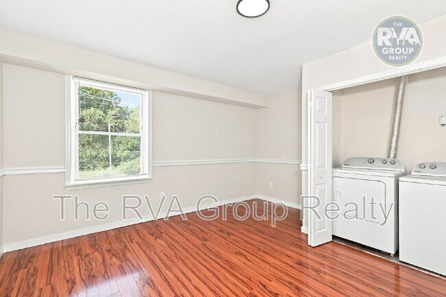 Building Photo - 3517 Briel St
