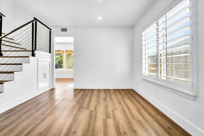 Building Photo - Beautiful single family home in Rancho Penasquitos! Available immediately!