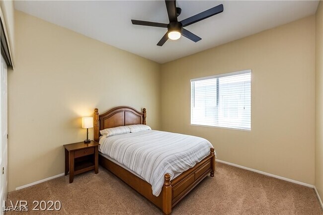 Building Photo - 140 Ultra Dr
