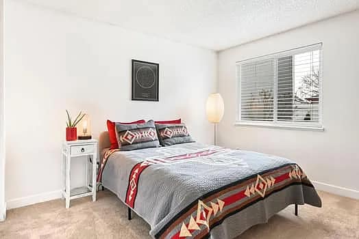 Building Photo - 1809 Rice St