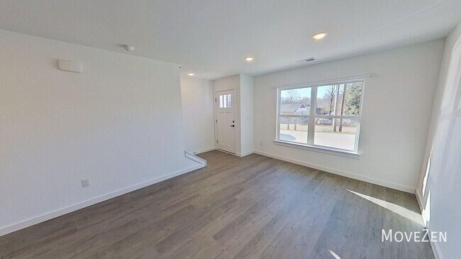 Building Photo - 14 Catawba Ave