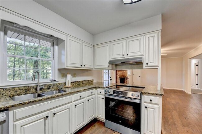 Building Photo - 478 Dorsey Cir SW