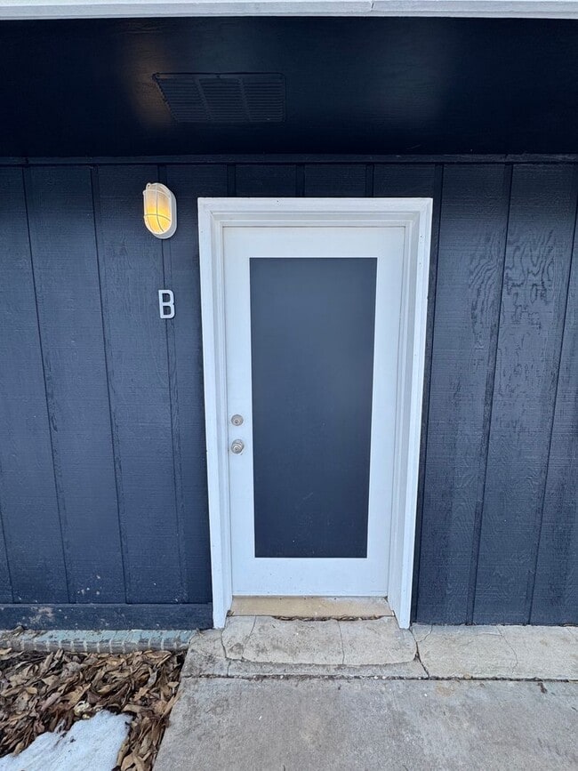 Building Photo - 2341 County Rd 269