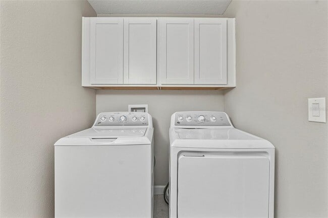 Building Photo - 2271 Cerulean Sky Dr