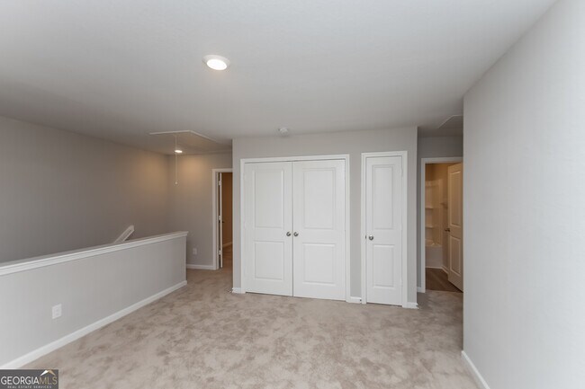 Building Photo - 318 Augusta Woods Dr