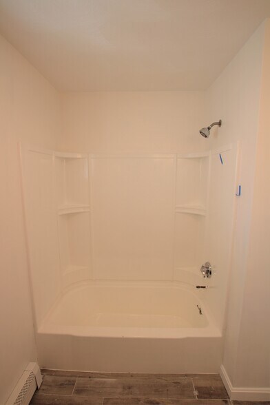 Building Photo - 52 Shawmut St