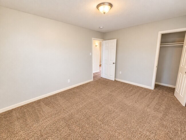 Building Photo - 1309 Malvern St