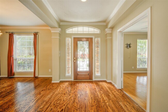 Building Photo - 5814 Ballina Canyon Ln