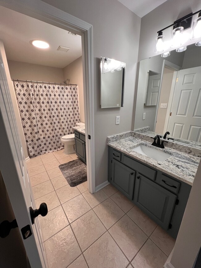 Building Photo - 17450 Tuscany Ln