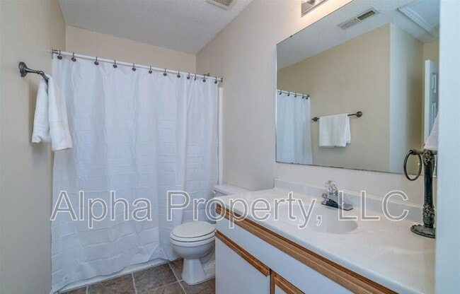 Building Photo - 107 Hammett Grove Ln