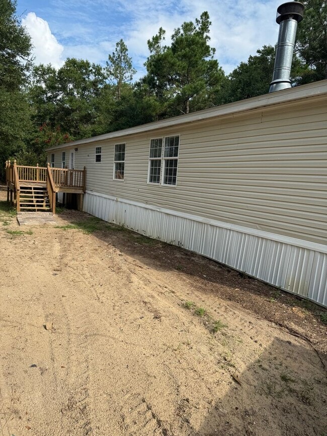 Building Photo - RECENTLY RENOVATED!!  4-Bedroom/ 2-Bath Home