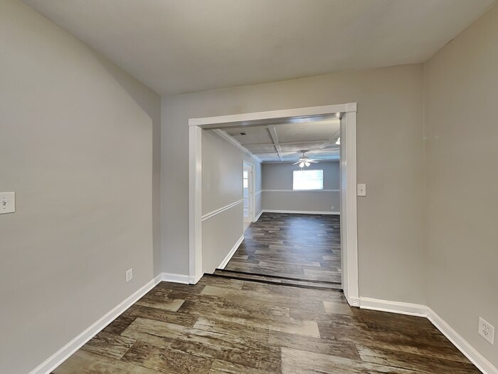 Building Photo - 3403 Rogero Rd