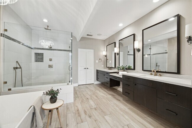 Building Photo - 6310 Taggart St