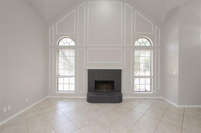 Building Photo - 532 Lake Forest Dr