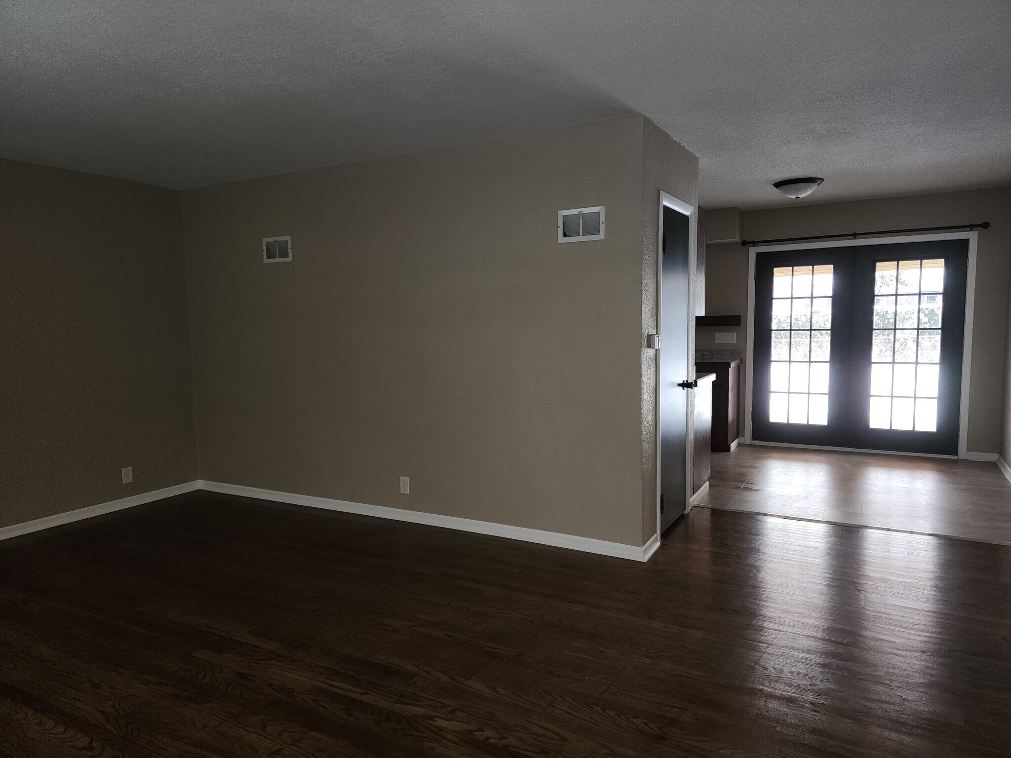 Building Photo - 1702 Clark Ave