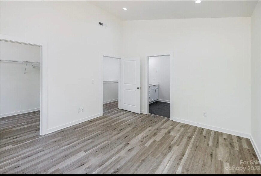 Building Photo - 2015 Mincey St