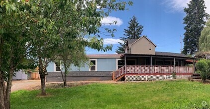 Building Photo - Large Lot Home Just Off Highway 213