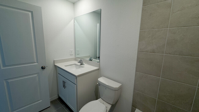 2nd Bathroom - 14158 Lilac Sky Ter