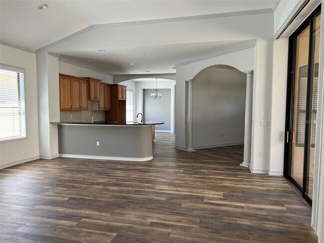 Building Photo - 5279 Visionary Ct