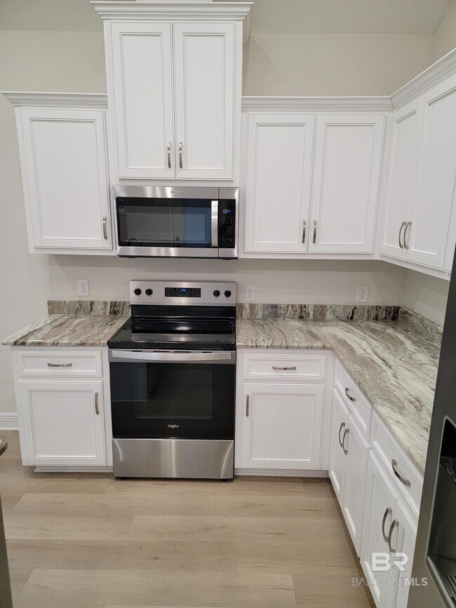 Building Photo - 13219 2nd St