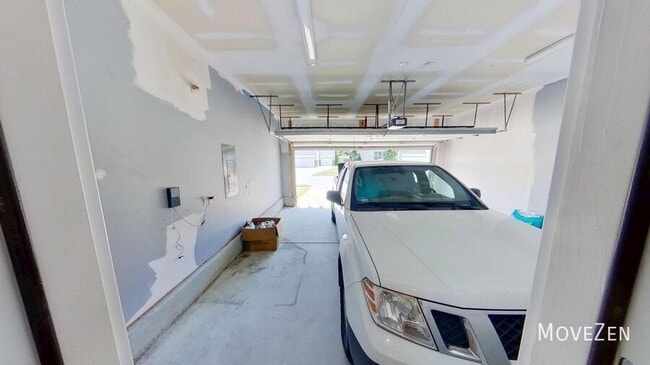 Building Photo - 1136 Valley Dale Dr