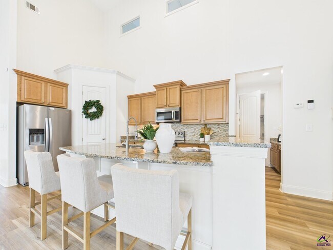 Building Photo - 205 Pebble Stone Pl