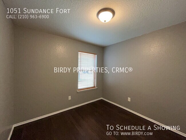 Building Photo - 1051 Sundance Fort