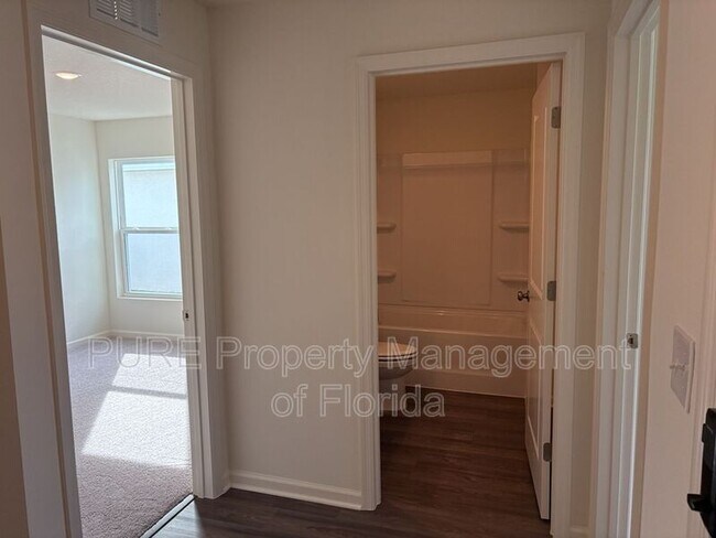 Building Photo - 2383 NW 22nd Ct