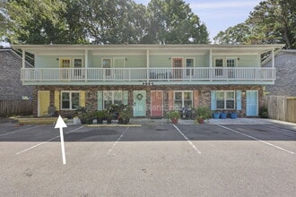 Building Photo - 258 Fleming Rd