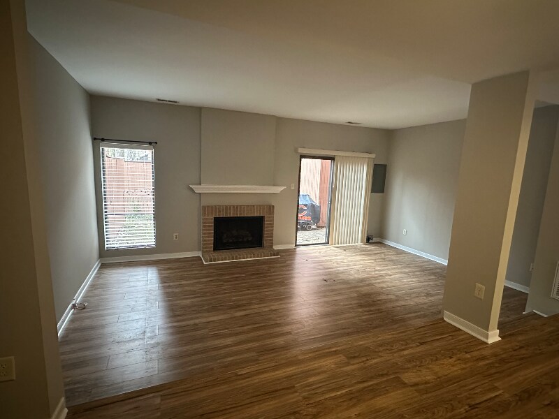 Building Photo - 11705 S Briar Patch Dr