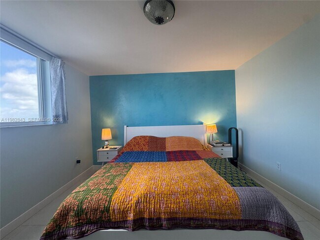 Building Photo - 1688 West Ave