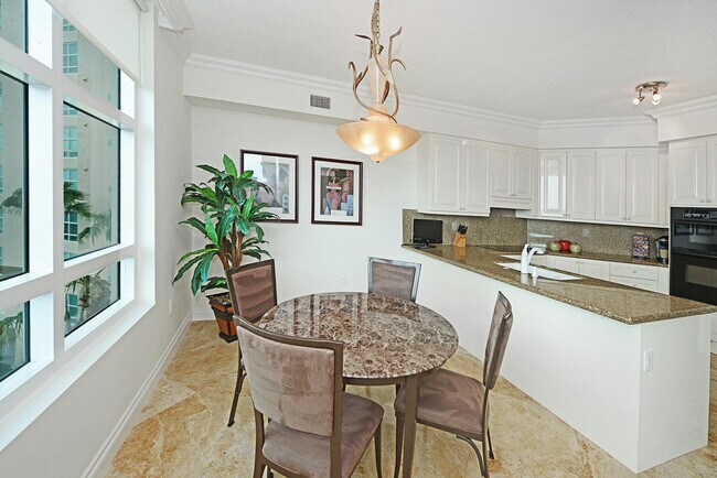 Building Photo - 3740 S Ocean Blvd