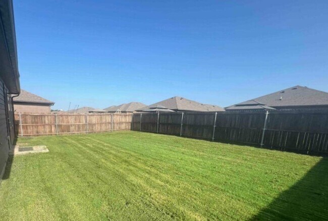 Building Photo - 1410 Brindle Dr