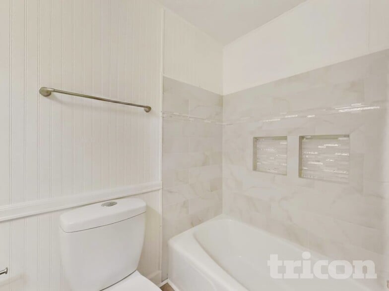 Building Photo - 1645 Ginger Dr