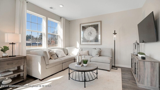 Building Photo - 10 Mantoloking Dr