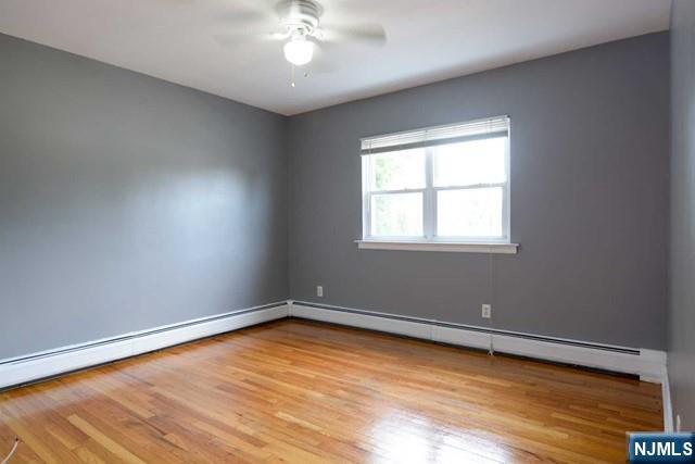 Building Photo - 395 S Park St