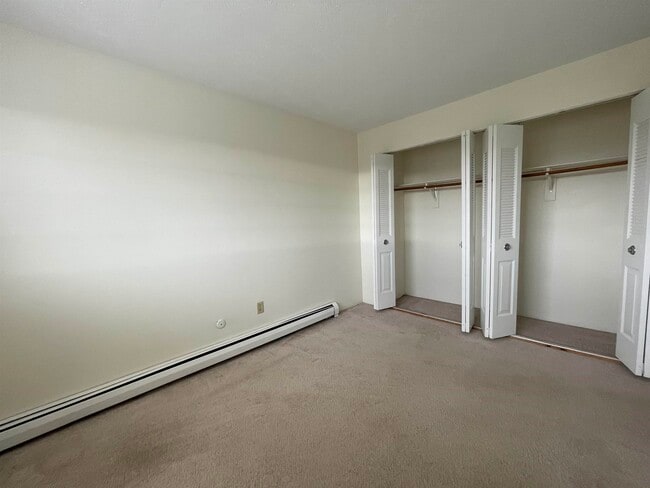 Building Photo - 3981 Brown Ave