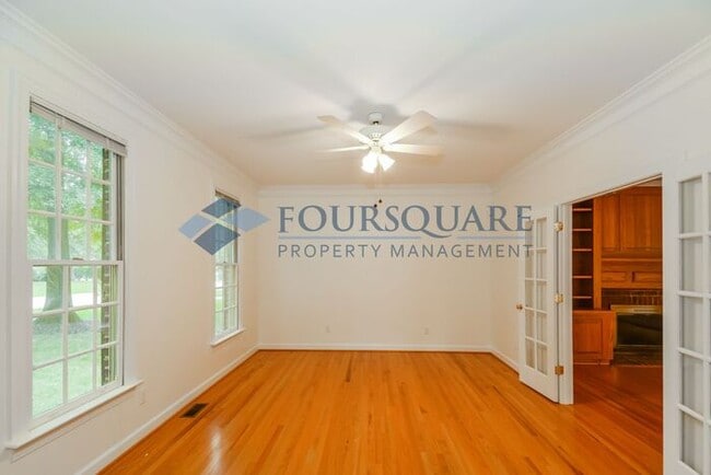 Building Photo - Spacious 4-Bed Custom Home with Bonus Room...