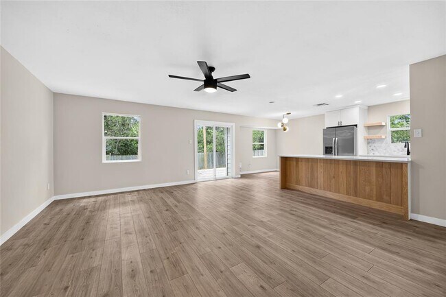 Building Photo - 6222 Wagon Bend