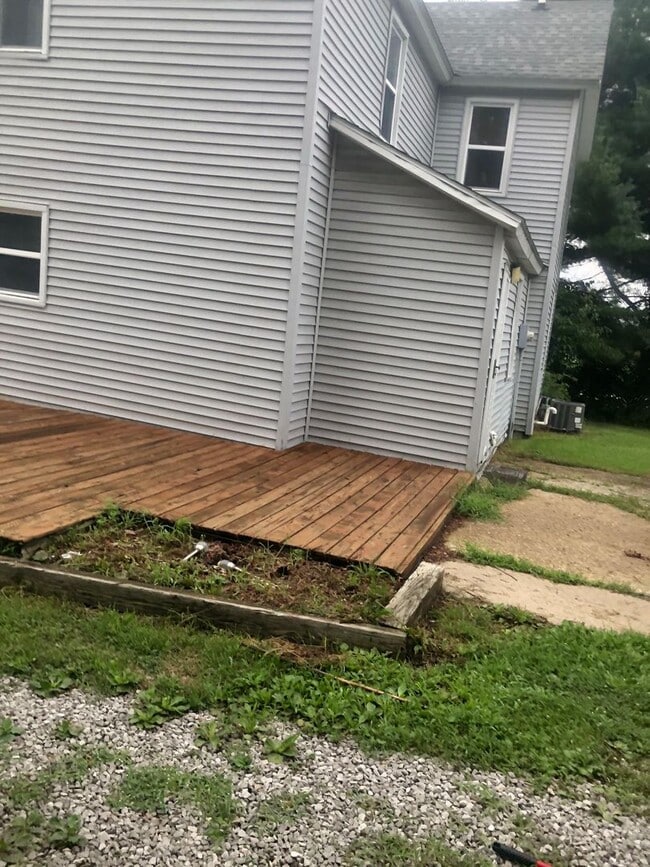 Building Photo - Adorable Rural Home in Rochester School District!