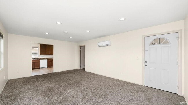 Building Photo - 107 N 1st St