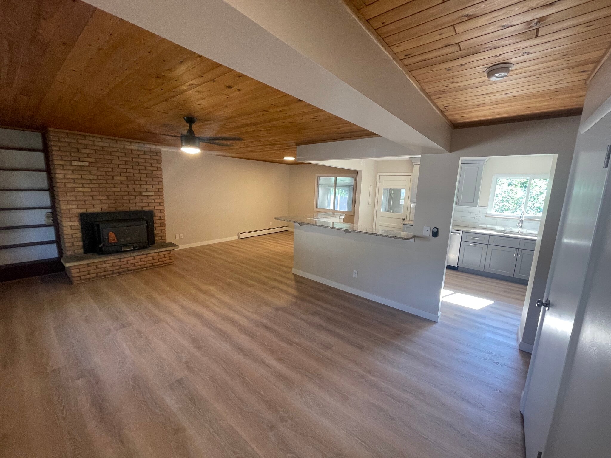 Main living - 33 Minden Cir